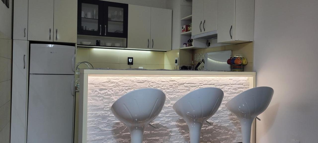 La 2 Apartment Sarajevo Eksteriør bilde